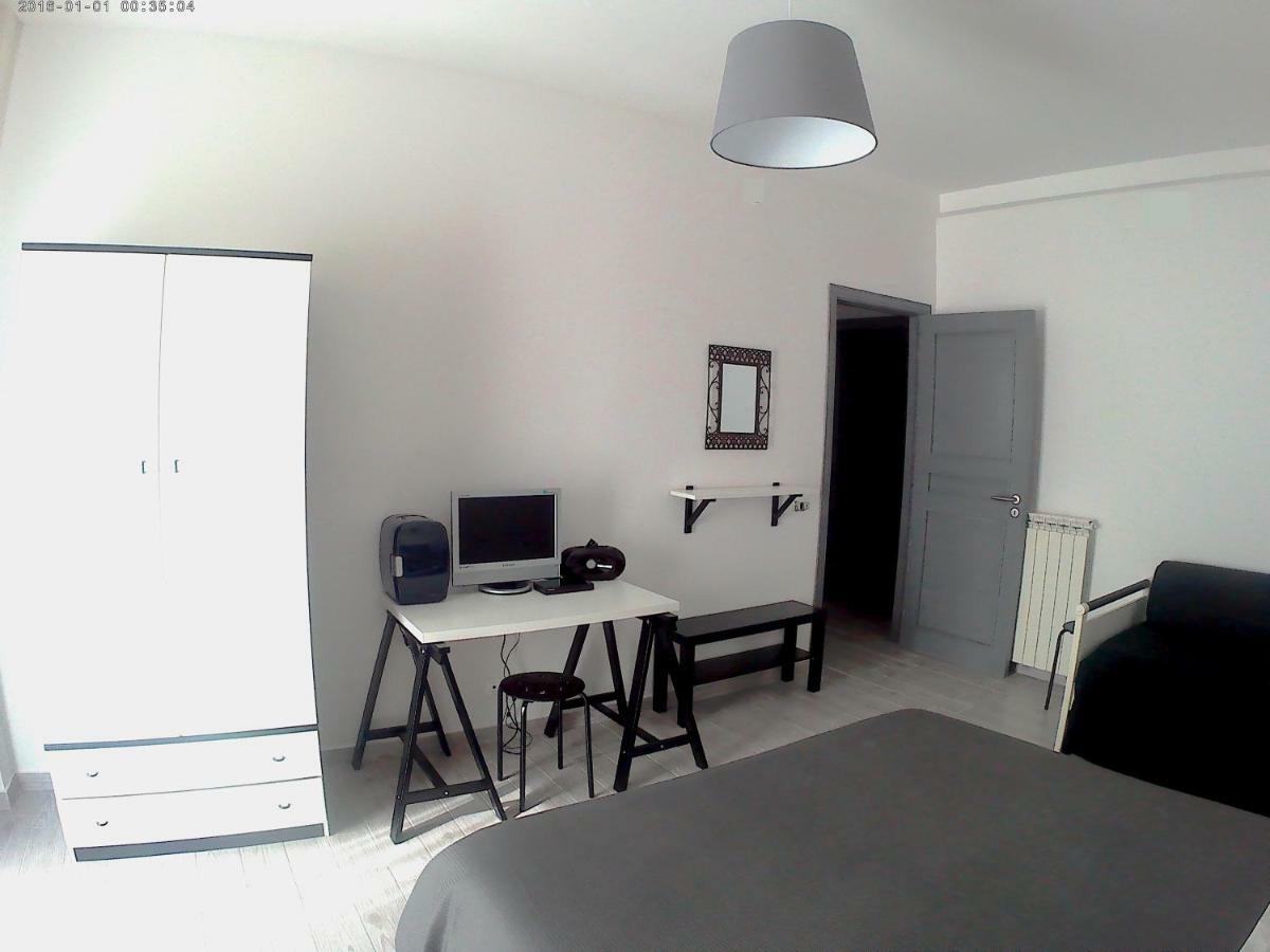 Homestay Ausonia House