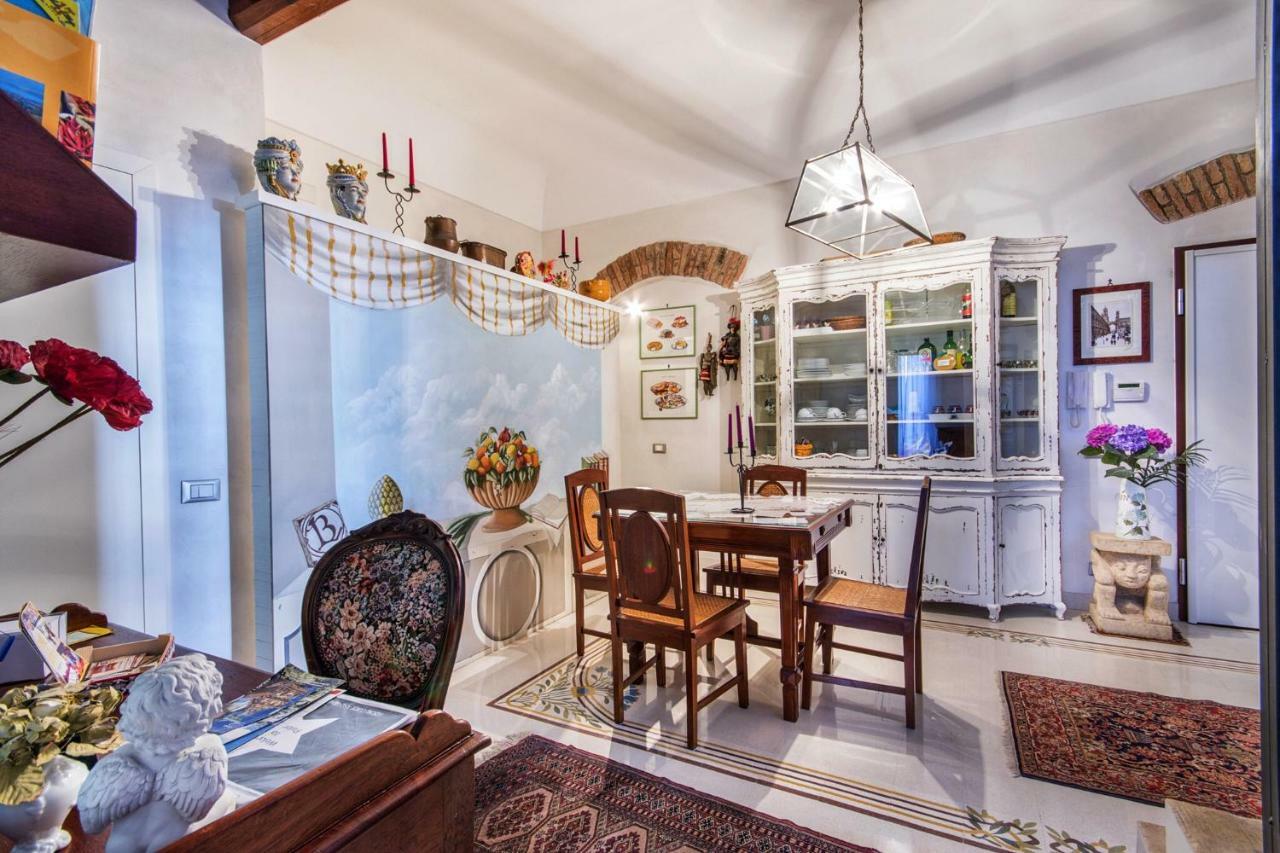 Cathedral City Center Bed & Breakfast Palermo