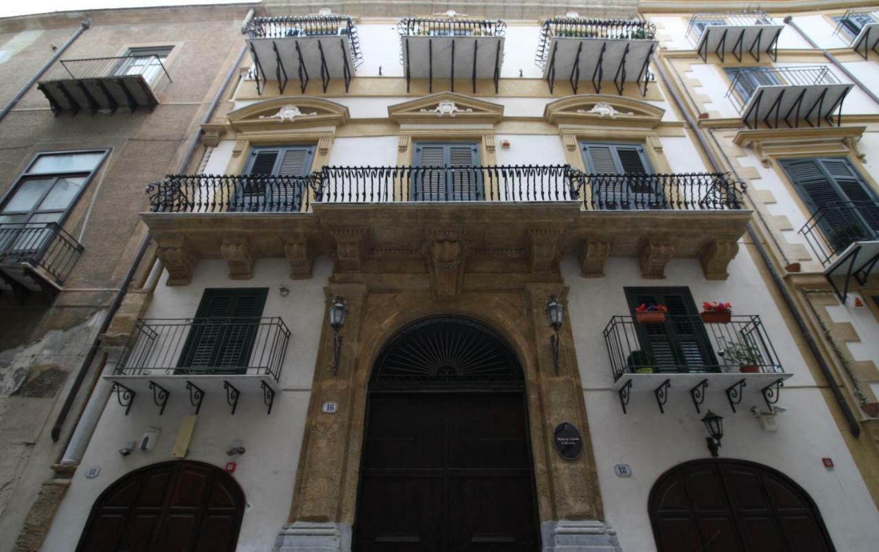 Casa Vacanze Ai Corrieri Apartment *
