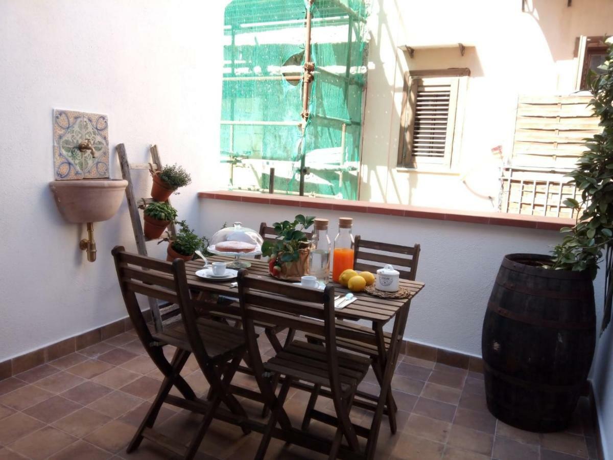 Il Terrazzino Sul Kemonia Apartment *