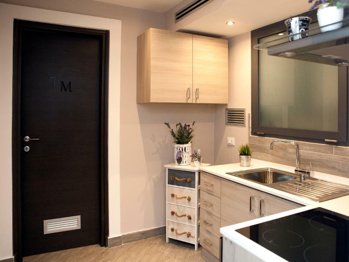 Ai Teatri Apartment *