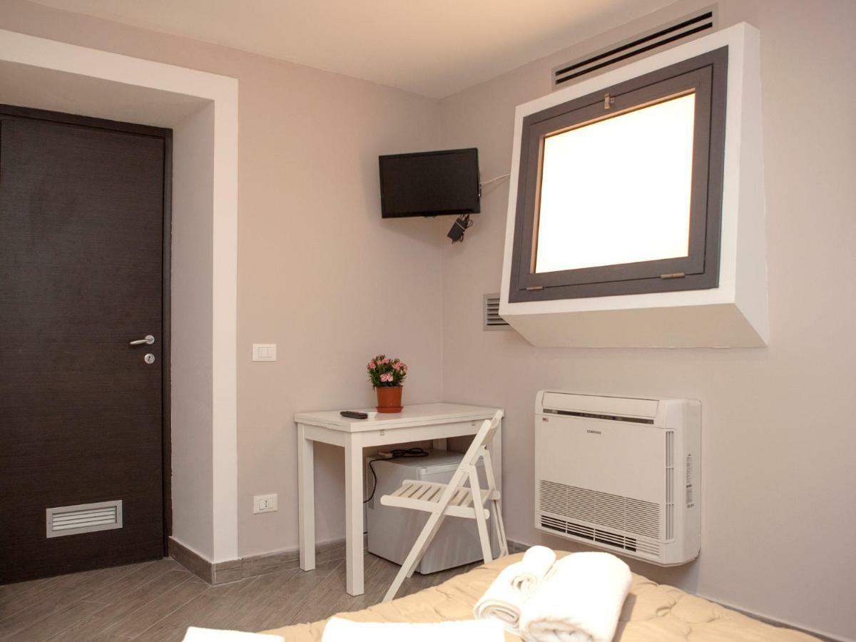 Ai Teatri Apartment *