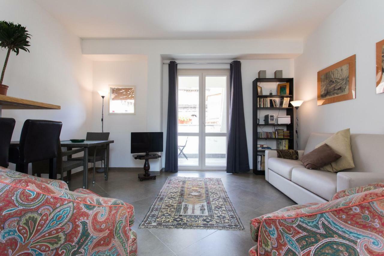 Apartment Overseas - Penthouse - Attico - Palazzo San Matteo - *