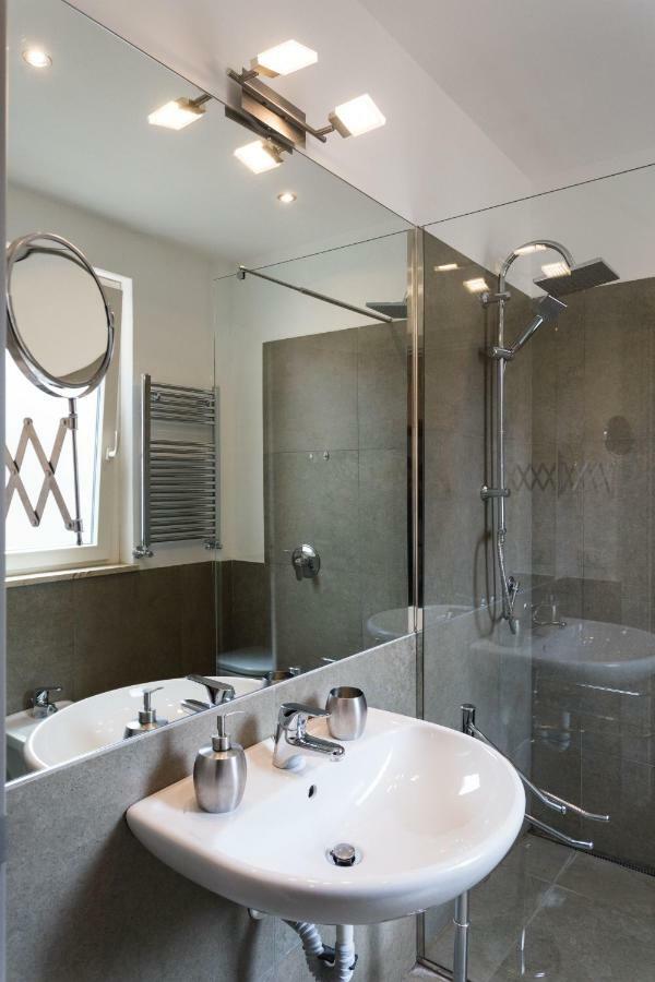 Overseas - Penthouse - Attico - Palazzo San Matteo - *