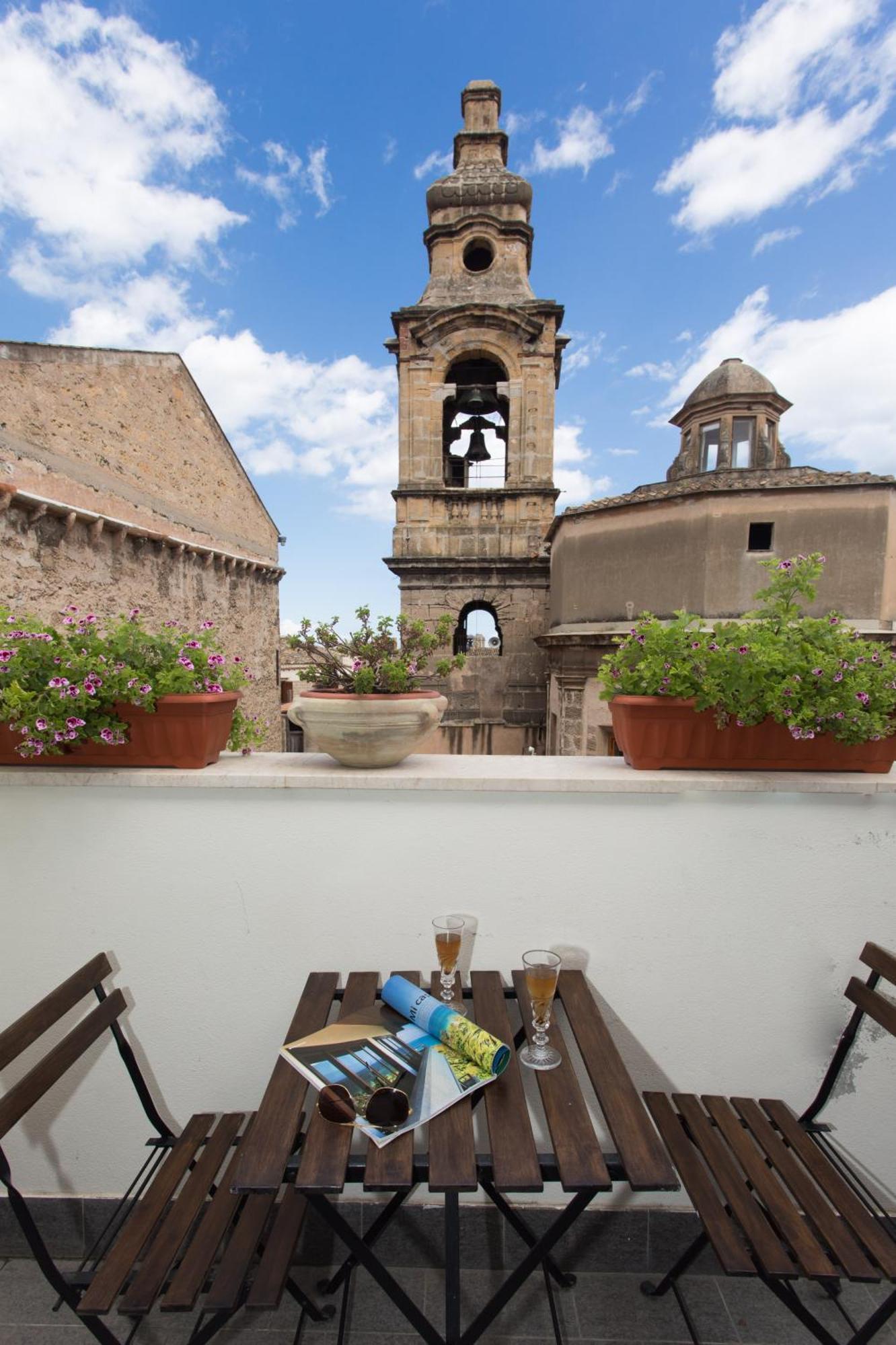 Overseas - Penthouse - Attico - Palazzo San Matteo - Apartment Palermo