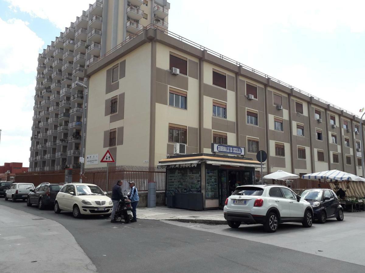 Homestay Signorile In Condominio Rallo Palermo
