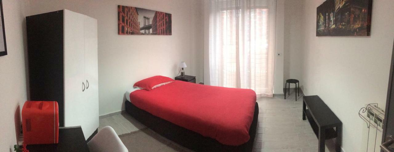Ausonia House *