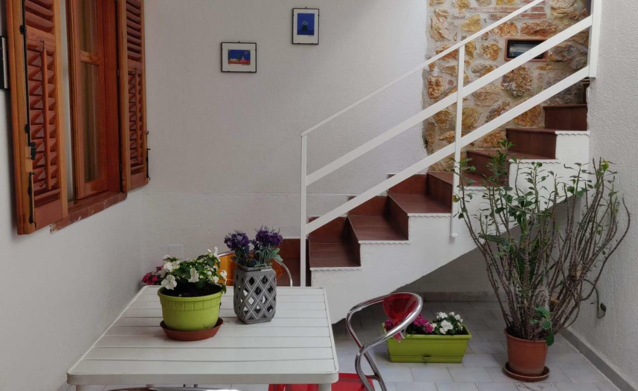 A Due Passi Dal Mare Apartment *