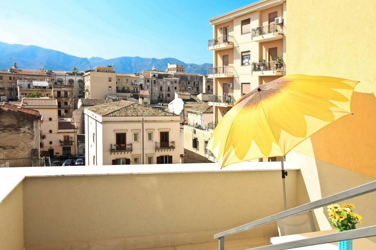 Centrumaqueda Bed & Breakfast 3*