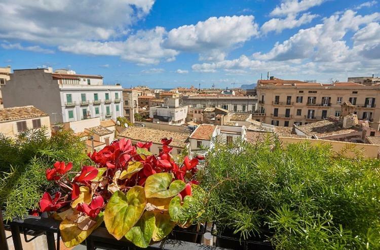 Apartment La Martorana, Luxury With Terrace