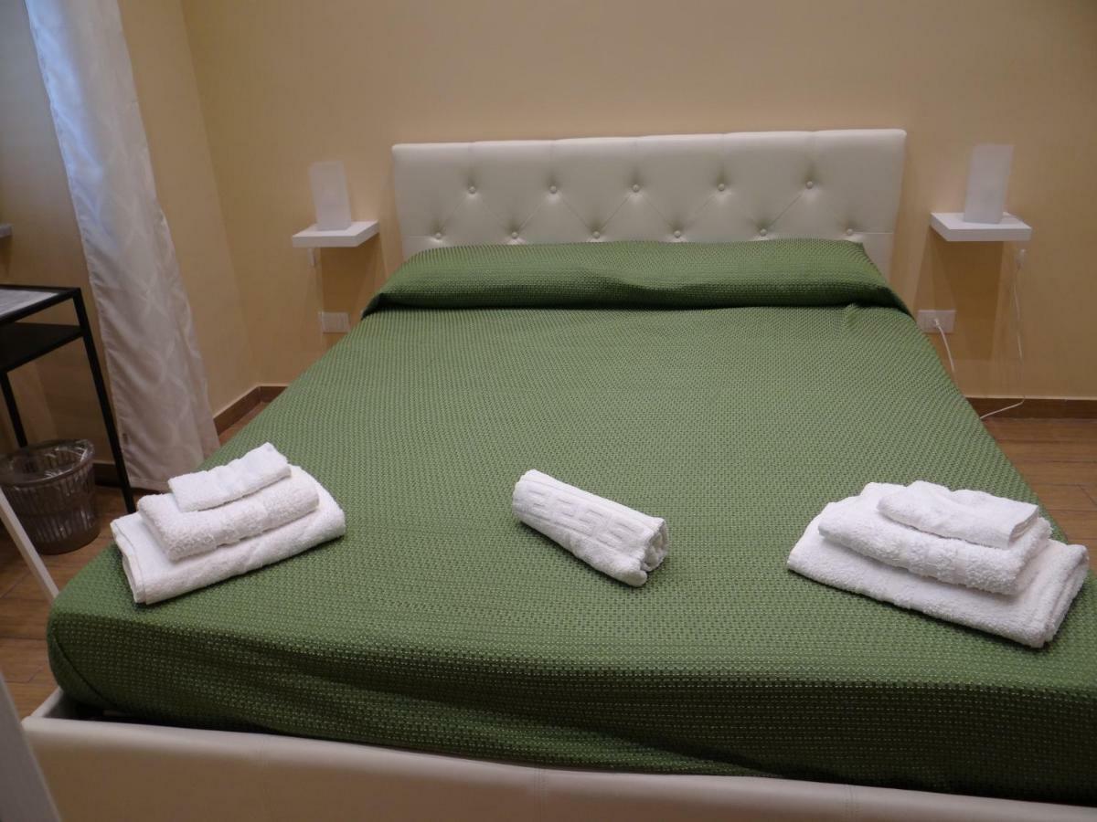 Montecarlo Palace Bed & Breakfast 2*