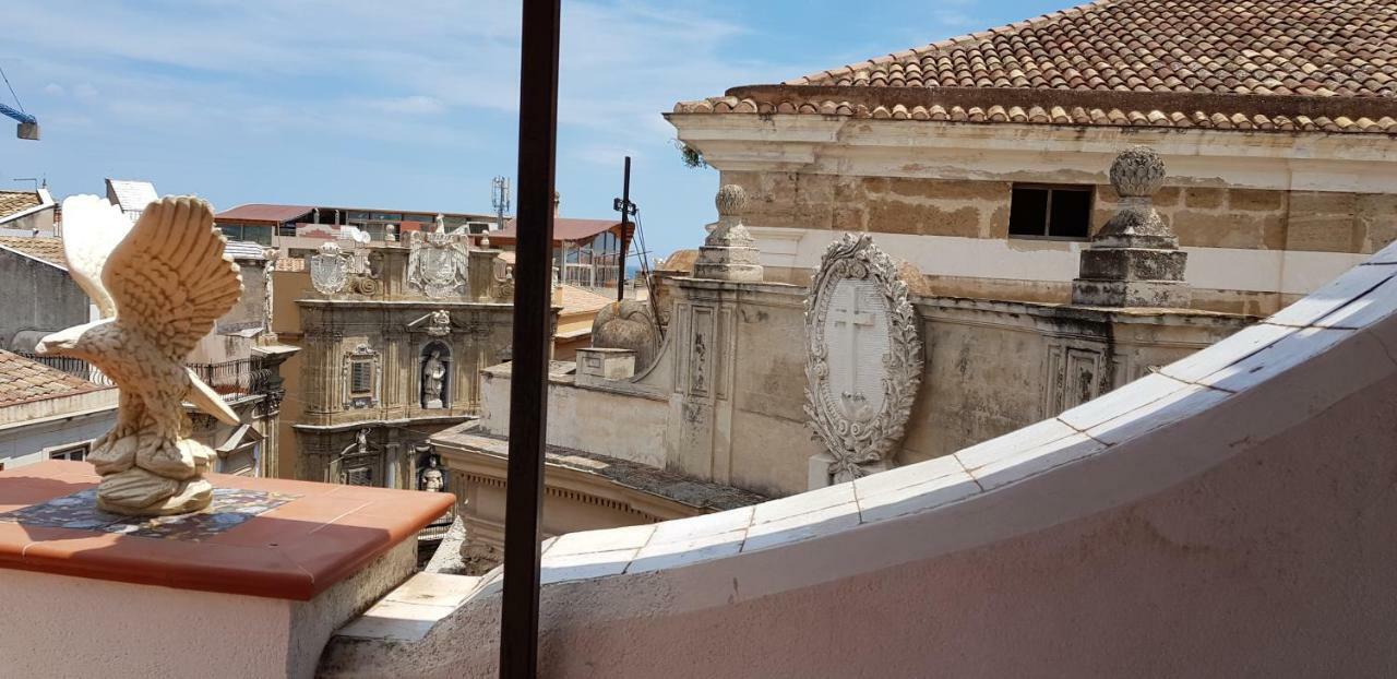 Palazzo Viola Panoramica Apartment *