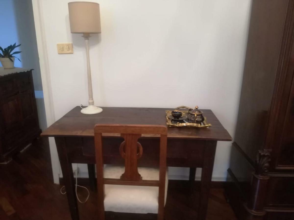 La Stanza Di Angi A Mondello *