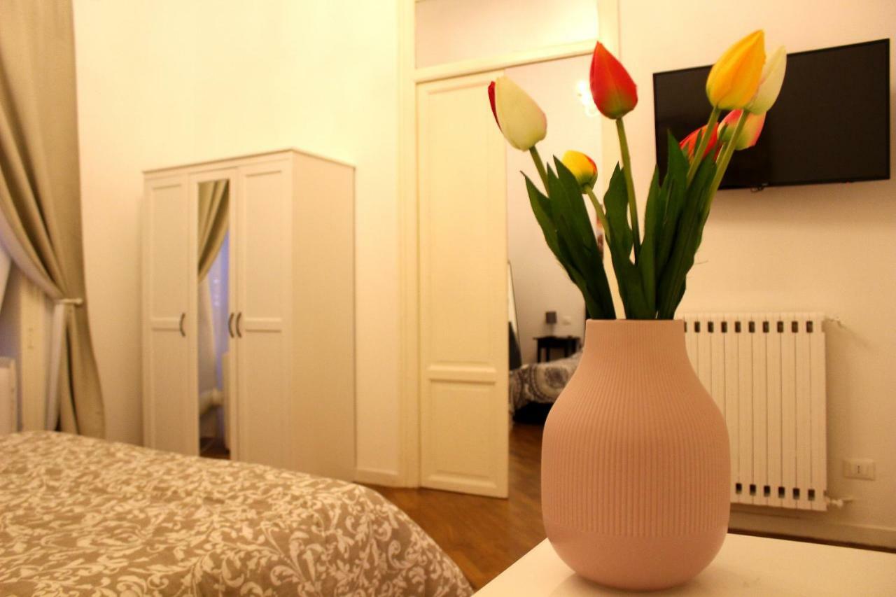 La Dimora Dell'artista Apartment *