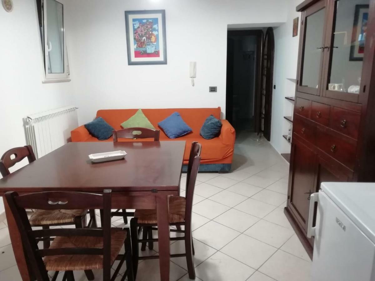 A Giusino 55-holiday With Terrace Near Mondello Palermo