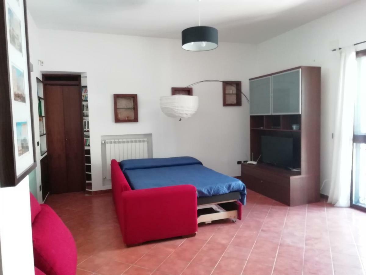 A Giusino 55-holiday With Terrace Near Mondello Apartment *