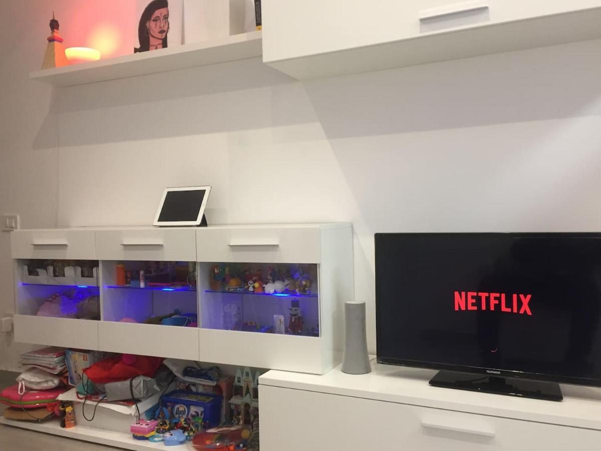 White Home. Casa Relax, Piscina, Free Wi-fi & Posto Auto. * Palermo