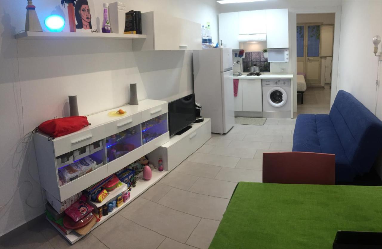 White Home. Casa Relax, Piscina, Free Wi-fi & Posto Auto.