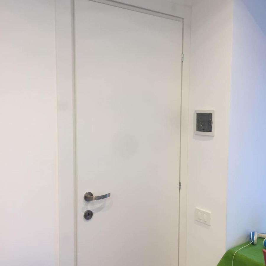 White Home. Casa Relax, Piscina, Free Wi-fi & Posto Auto. *
