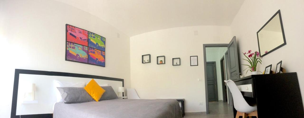 Homestay Ausonia House *