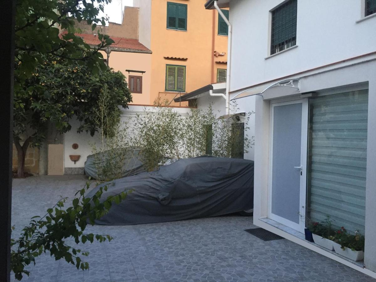 Holiday home White Home. Casa Relax, Piscina, Free Wi-fi & Posto Auto. *