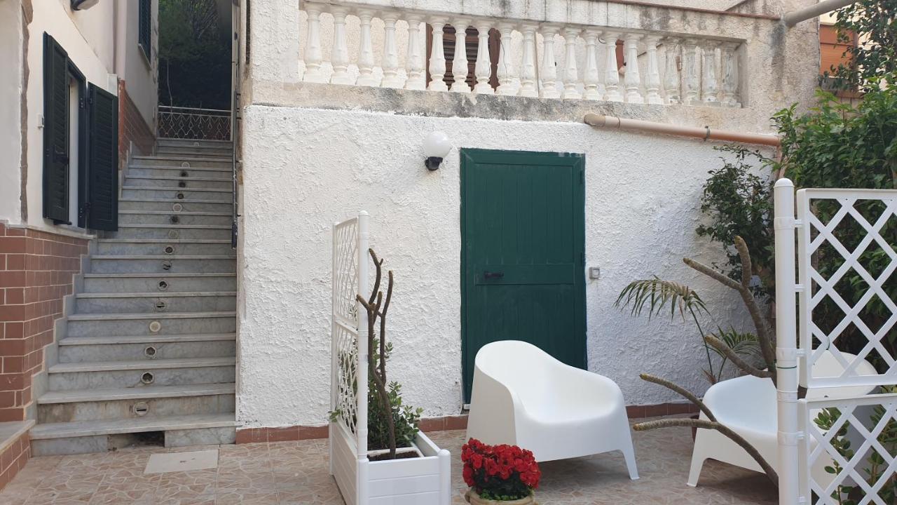 La Pomelia Apartment *