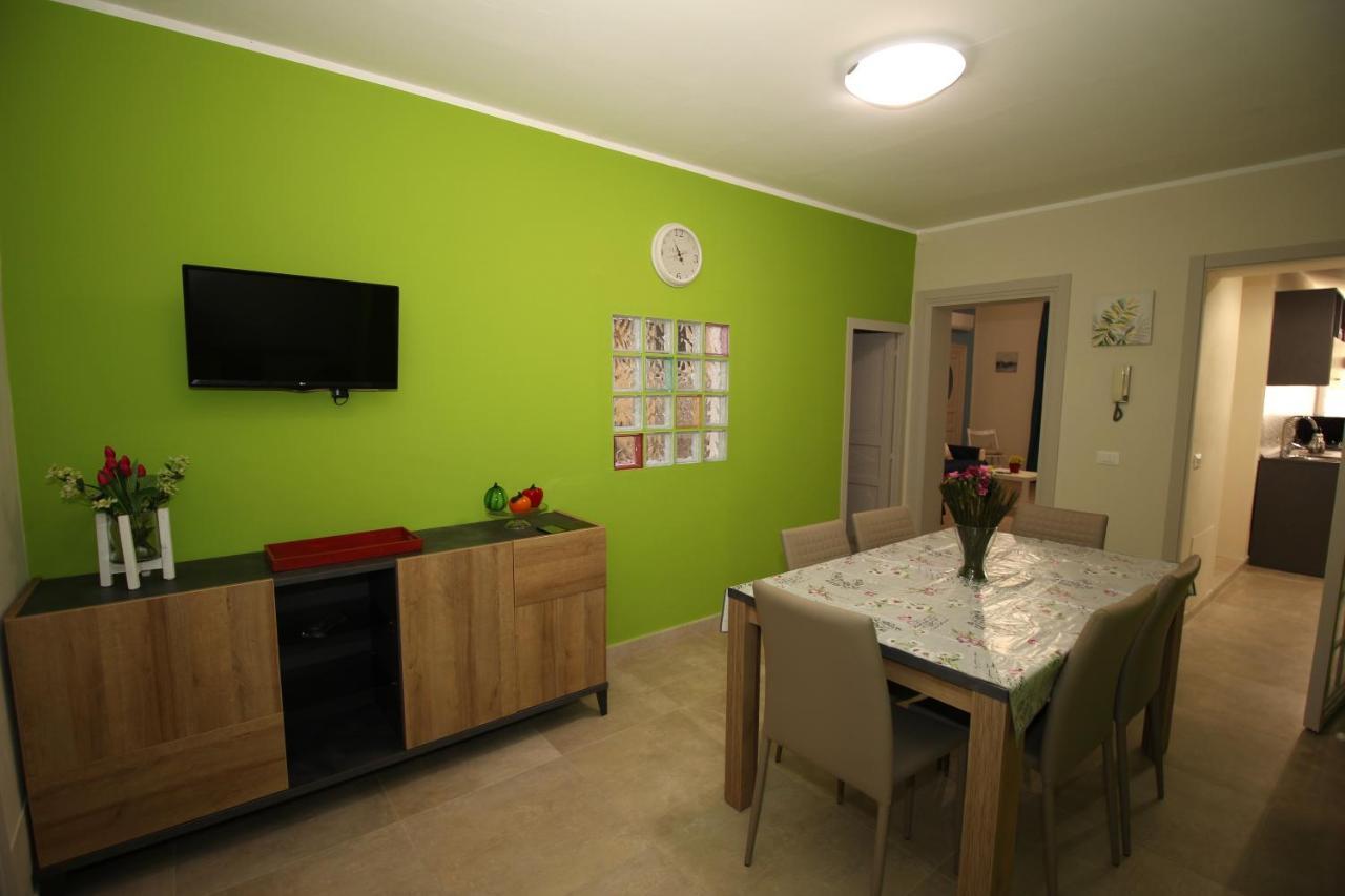 Porte Maqueda Homestay *