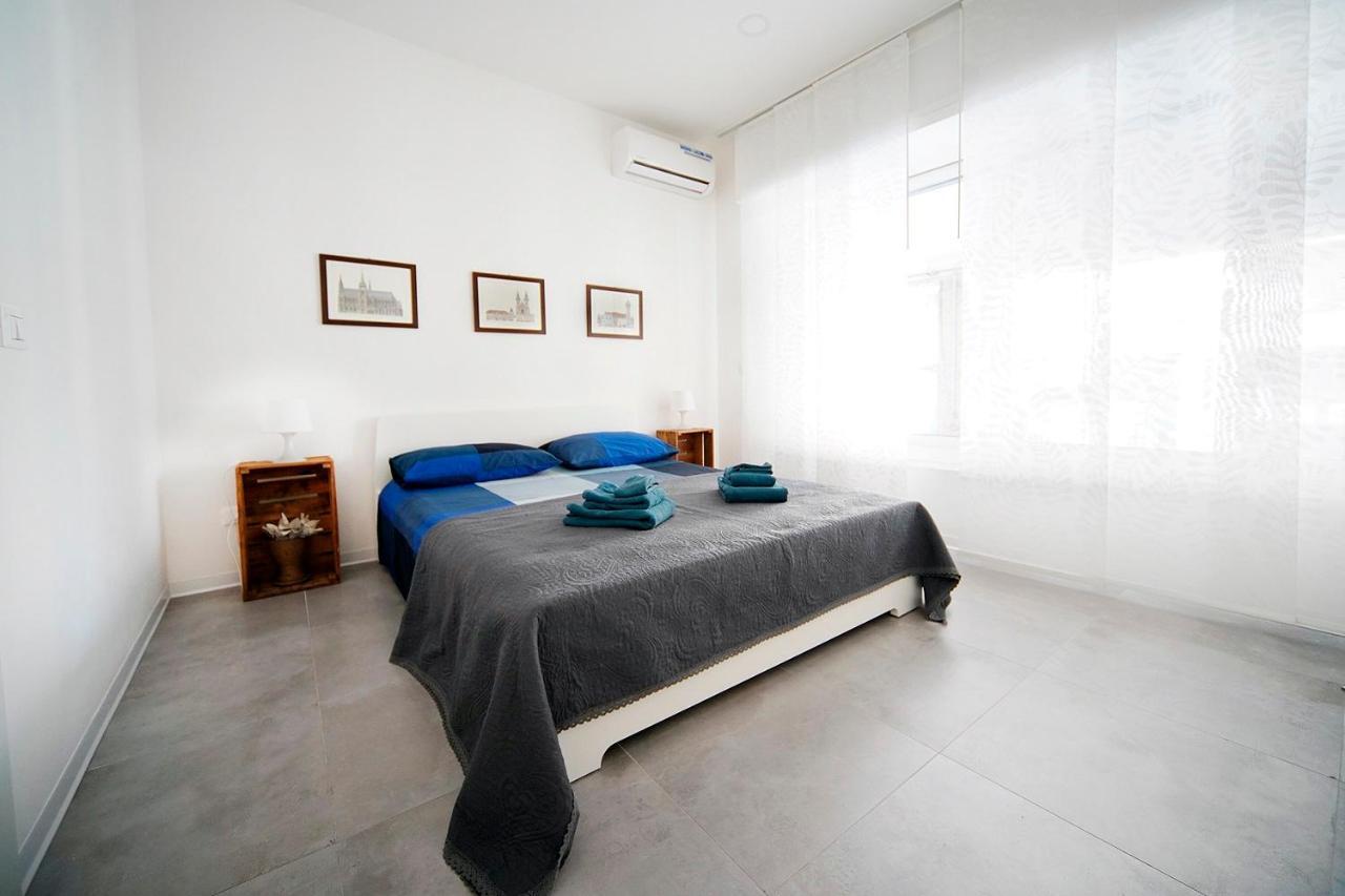 Casa4casa Apartment Palermo
