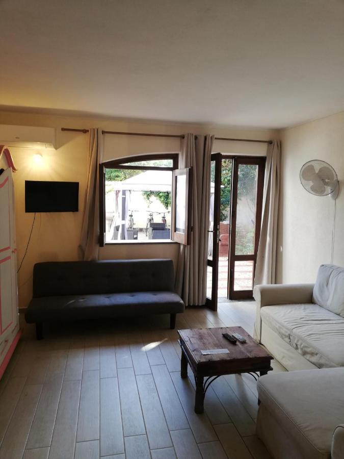Antonella Mondello Bed & Breakfast *