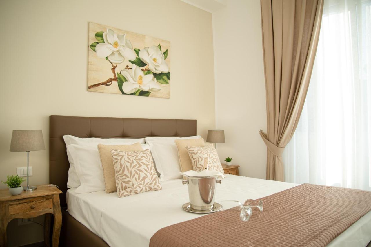 Porta Aragonese Luxury 2*