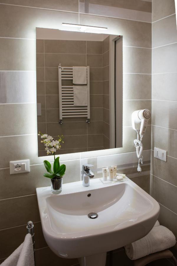 Porta Aragonese Luxury