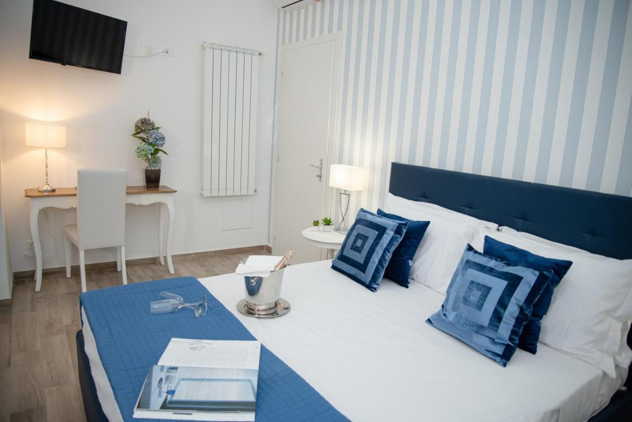 Porta Aragonese Luxury 2*