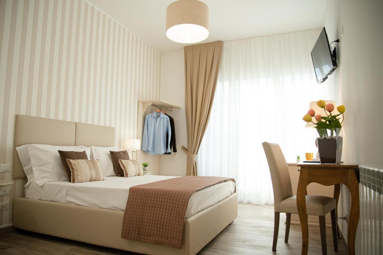 Porta Aragonese Luxury Affittacamere 2*