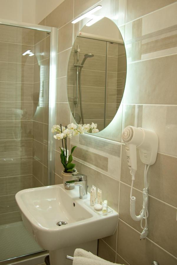 Porta Aragonese Luxury 2*