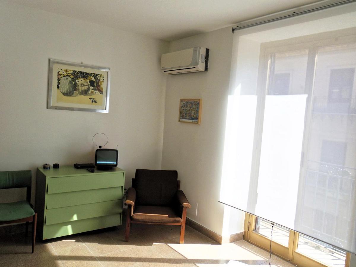 Apartment Home.70 Carini Palermo