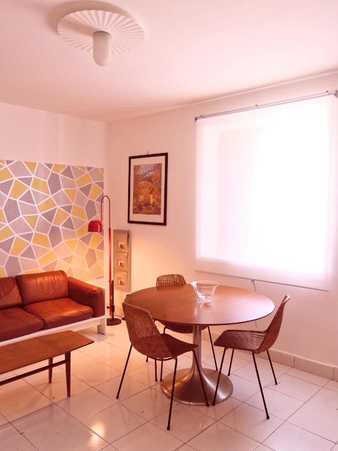 Home.70 Carini Apartment *