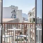 M\'Place Apartments
