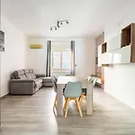 E.R. Apartment