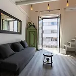 Elly Holiday House