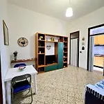 Lili House