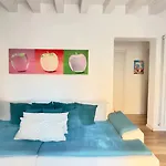 Merlo Holiday Room