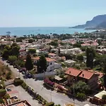 Lollo\'S Terrace Panoramic View