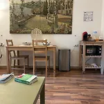 Dante Suites