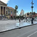 Appartamento Pressi Teatro Massimo