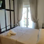 Quintadecima Rooms