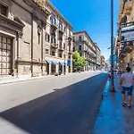 Elegante E Moderno Appartamento Al Politeama