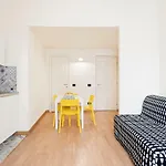 Quattro Canti Central Flats