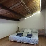 Appartamento Mansardato Nel Cuore Di Palermo - Accesso Terrazza