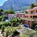 Villa Burgio