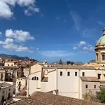 Sopra I Tetti Di Ballaro